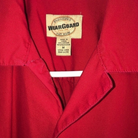 Wearguard red short sleeve shirt size medium cotton & polyester pocket on front - Picture 3 of 11